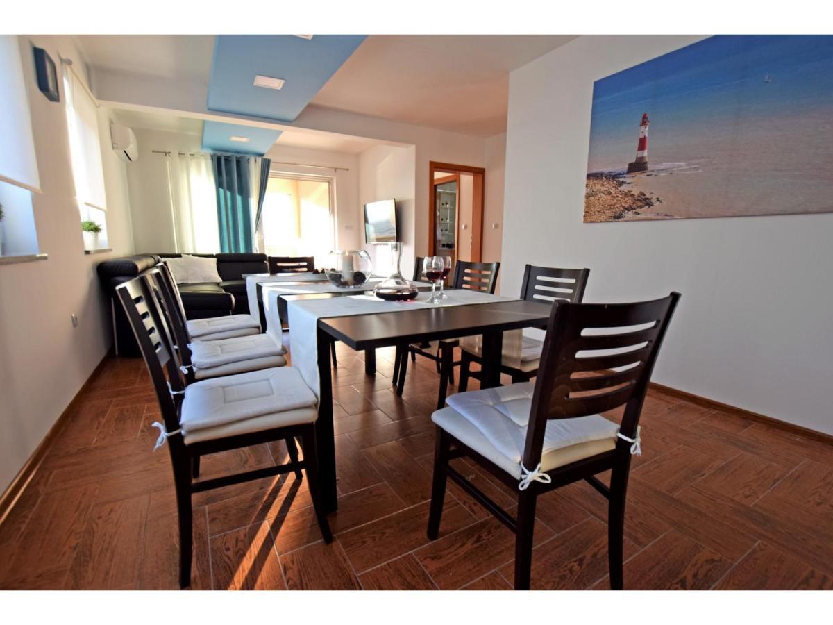Apartment Dinko Rovanjska Ngoại thất bức ảnh
