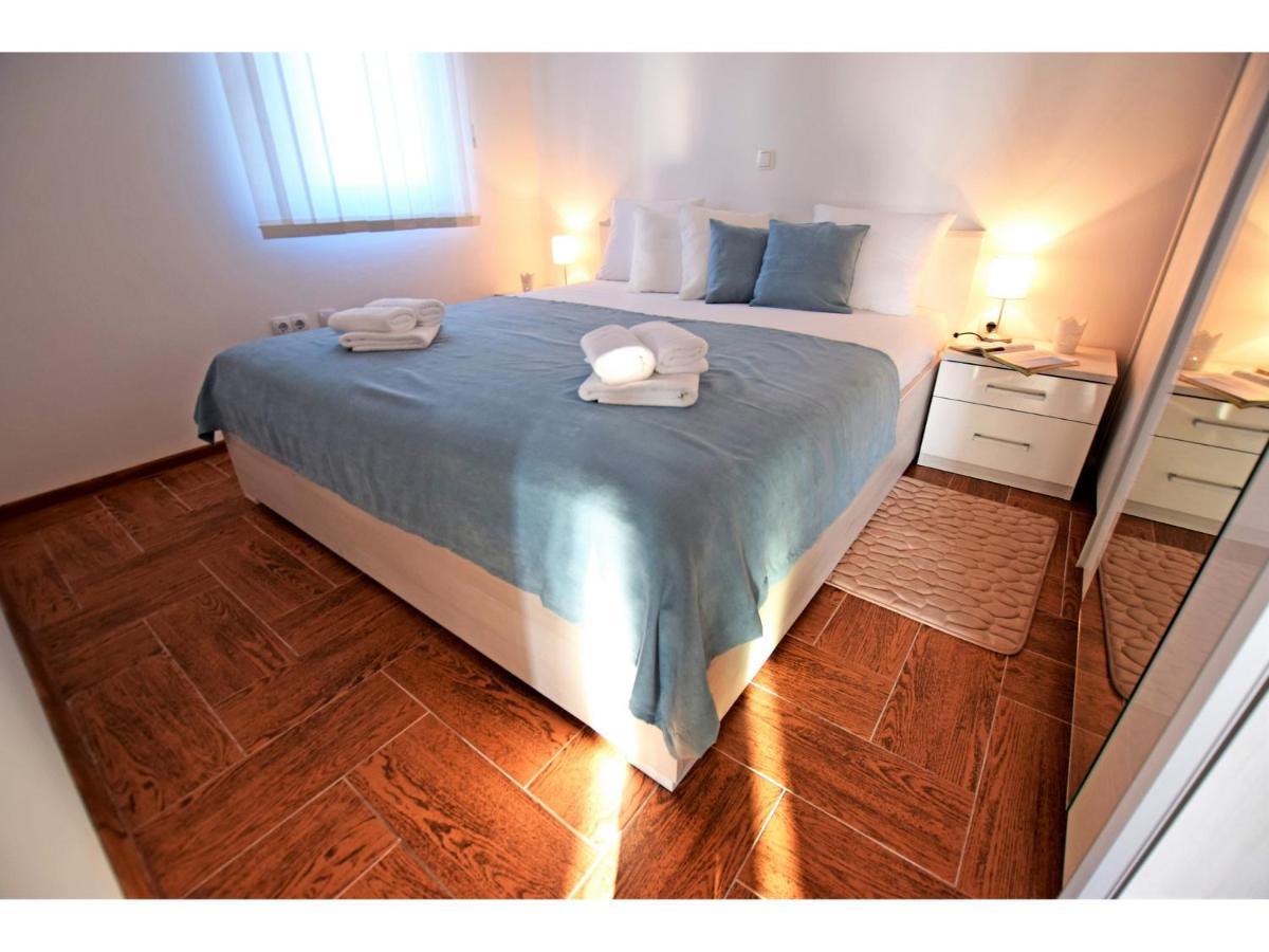 Apartment Dinko Rovanjska Ngoại thất bức ảnh