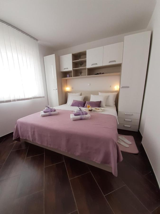 Apartment Dinko Rovanjska Ngoại thất bức ảnh