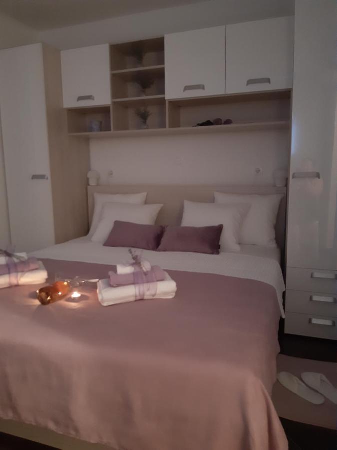 Apartment Dinko Rovanjska Ngoại thất bức ảnh