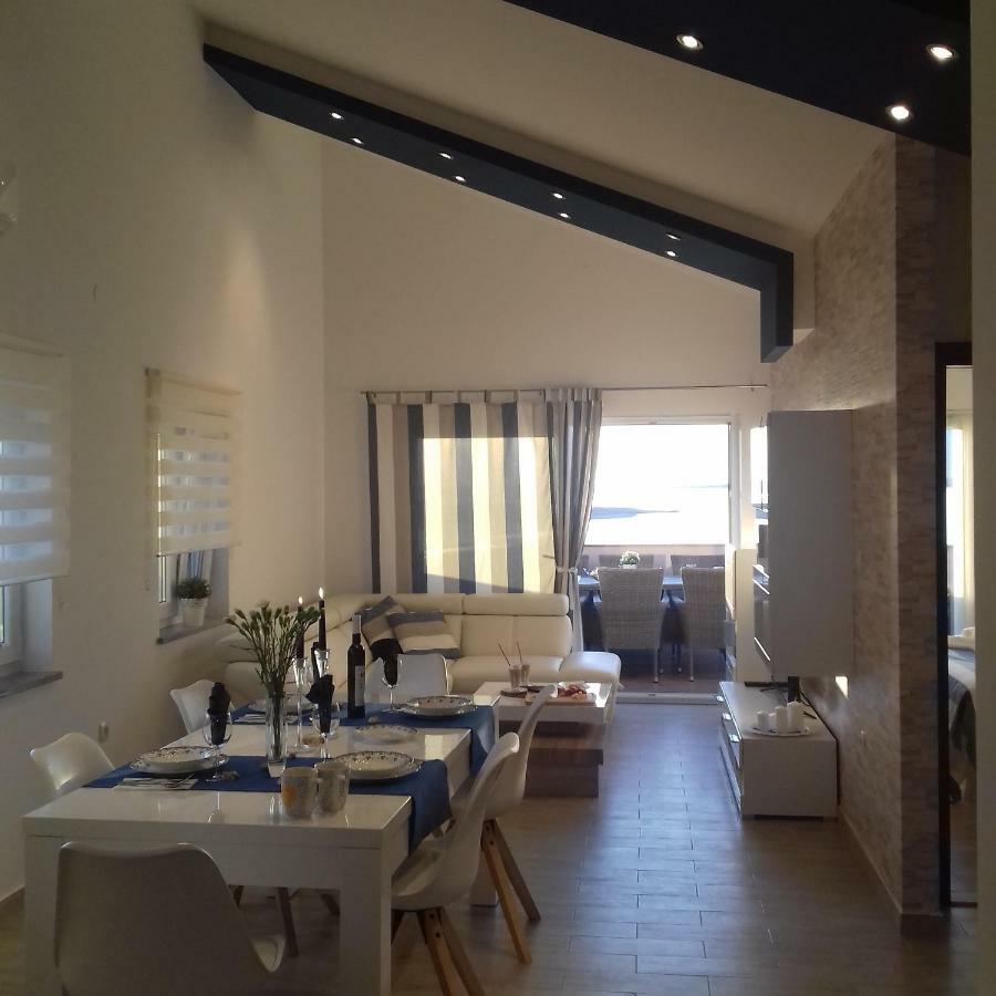 Apartment Dinko Rovanjska Ngoại thất bức ảnh