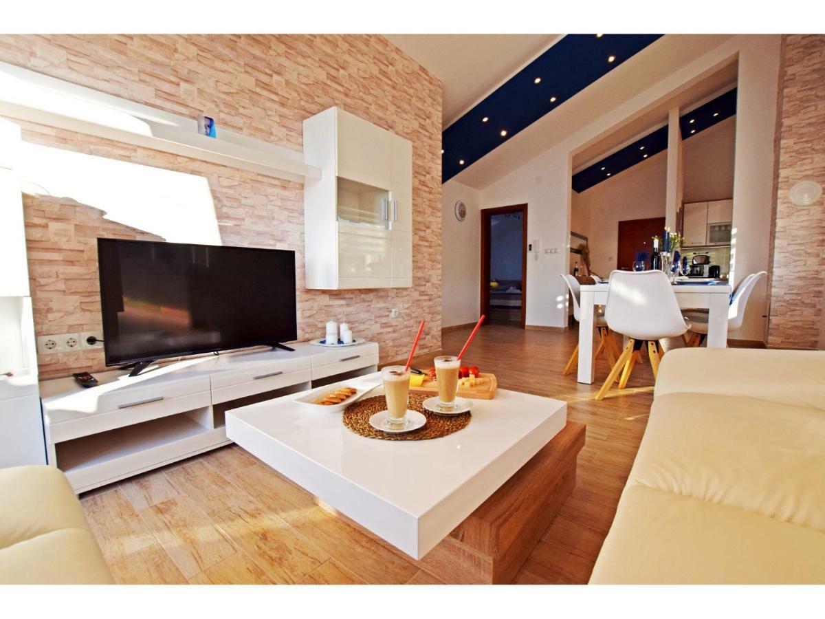 Apartment Dinko Rovanjska Ngoại thất bức ảnh